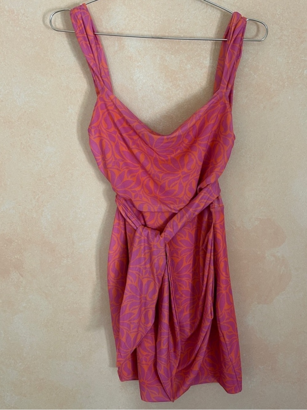 Ownley Pink & Orange Leaf-Print Sleeveless mini Dress small